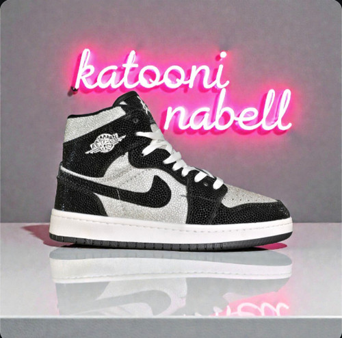 کتونی جردن ۱ ساقدار طرح نگینی زنانه